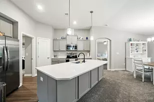 5882 Parkview Ln, Miami Township, OH 45150 - Photo 10