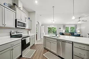 5882 Parkview Ln, Miami Township, OH 45150 - Photo 12