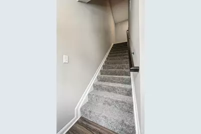 5882 Parkview Lane #304, Miami Township, OH 45150 - Photo 4