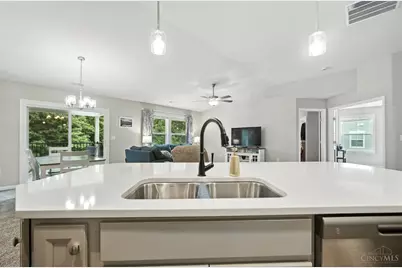 5882 Parkview Lane #304, Miami Township, OH 45150 - Photo 14