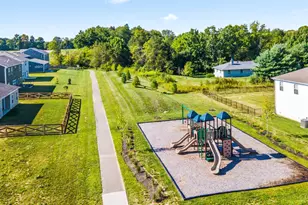 3655 Heritage Farm Ln, Batavia Township, OH 45102 - Photo 6