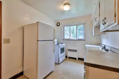1850 Bising Avenue, Cincinnati, OH 45239 - Photo 10