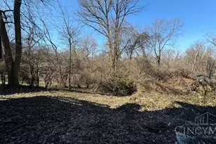 2822 Montana Ave, Cincinnati, OH 45211 - Photo 6