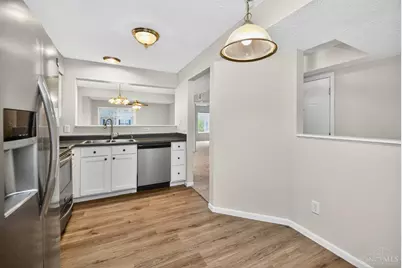 101 Logsby Place #J, Milford, OH 45150 - Photo 6