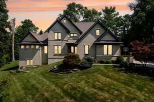 8714 Weller Rd, Montgomery, OH 45249 - Photo 2