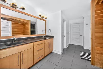 8714 Weller Road, Montgomery, OH 45249 - Photo 30