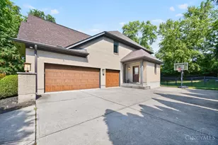 8714 Weller Rd, Montgomery, OH 45249 - Photo 8