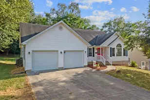 129 Vaughn Ave, Hillsboro, OH 45133 - Photo 2