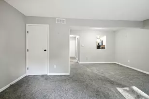 5356 Pros Dr, West Chester, OH 45069 - Photo 6