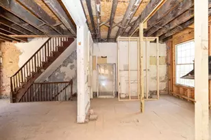 37 E Clifton Ave, Cincinnati, OH 45202 - Photo 4