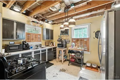 2235 W North Bend Road, Cincinnati, OH 45239 - Photo 14