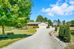 8784 Wilmington Rd, Washington Township, OH 45054 - Photo 4