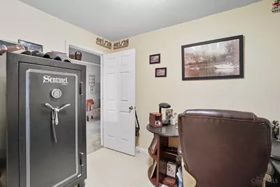 8784 Wilmington Road, Washington Township, OH 45054 - Photo 26