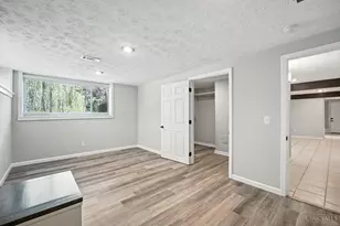 346 Hyde Park Dr, Hamilton, OH 45013 - Photo 16