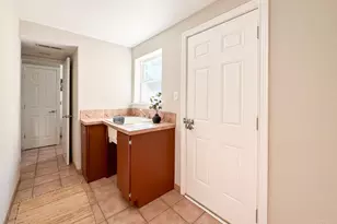 8907 Eldora Dr, Sycamore Township, OH 45236 - Photo 32