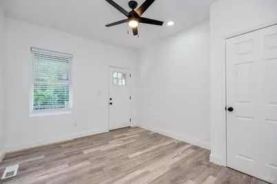 124 Valencia Street, Cincinnati, OH 45219 - Photo 24