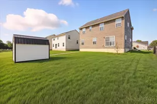 1590 Clearbrook Ln, Batavia Township, OH 45102 - Photo 6