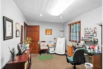 860 E Franklin Street #D, Centerville, OH 45459 - Photo 14