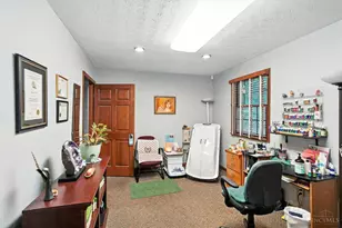 860 E Franklin St, Centerville, OH 45459 - Photo 14