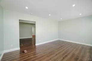 2045 1st Ave, Springfield Township, OH 45224 - Photo 4