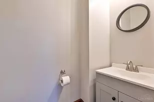 8410 Curzon Ave, Cincinnati, OH 45216 - Photo 38