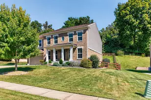 8708 Quietwood Ln, Miami Township, OH 45002 - Photo 4