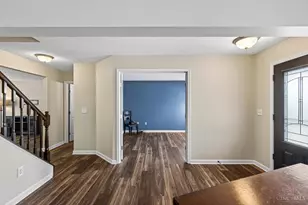 8708 Quietwood Ln, Miami Township, OH 45002 - Photo 10