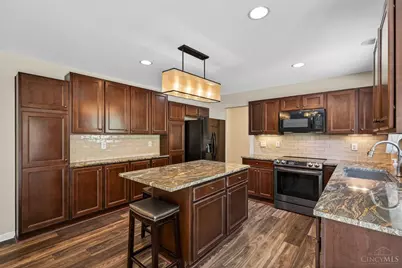 8708 Quietwood Lane, Miami Township, OH 45002 - Photo 24