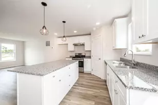 10354 Fay Ln, Colerain Township, OH 45251 - Photo 12