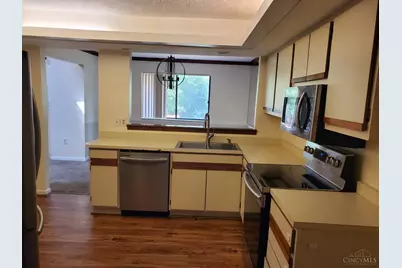 256 Centerbury Court #67, Springdale, OH 45246 - Photo 4