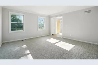 6828 Richards Drive, Liberty Township, OH 45044 - Photo 14