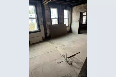 5700 Highland Ave, Elmwood Place, OH 45216 - Photo 18