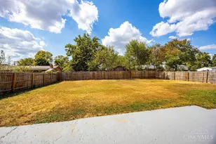 423 Cranewood Dr, Trenton, OH 45067 - Photo 16