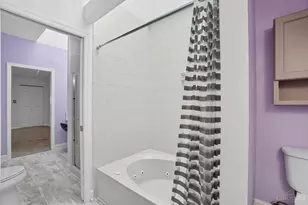 9870 Timbers Dr, Blue Ash, OH 45242 - Photo 32