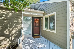 9870 Timbers Dr, Blue Ash, OH 45242 - Photo 2