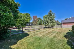 410 Armand Dr, Troy, OH 45373 - Photo 44