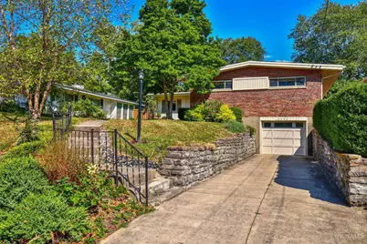 1132 Rosetree Lane, Anderson Township, OH 45230 - Photo 2