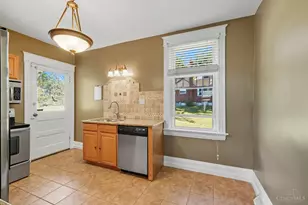 6745 Belkenton Ave, Silverton, OH 45236 - Photo 8