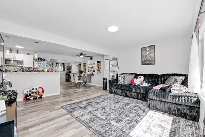 1008 W Main Street, Loveland, OH 45140 - Photo 2