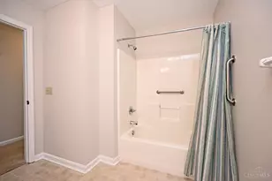 228 Edinburgh Ln, Springdale, OH 45246 - Photo 28