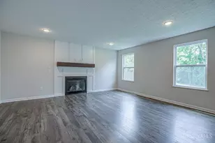 1221 Waterbury Dr, Carlisle, OH 45005 - Photo 8