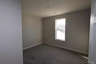 5648 Ohio Trl, Green Township, OH 45248 - Photo 10