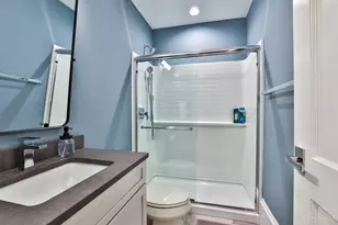 1054 St Paul Pl, Cincinnati, OH 45202 - Photo 40