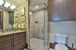 1054 St Paul Pl, Cincinnati, OH 45202 - Photo 46