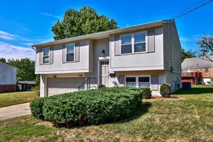 7080 Petri Dr, Anderson Township, OH 45230 - Photo 2