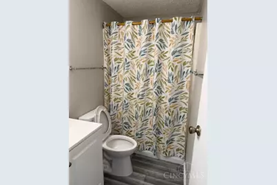5077 Queenswood, West Chester, OH 45011 - Photo 10