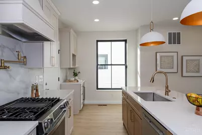 1635 Clayton Street, Cincinnati, OH 45206 - Photo 10