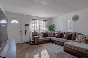 1808 Waynebrook Dr, Middletown, OH 45044 - Photo 2