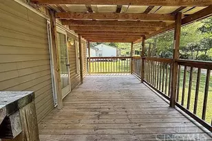 379 Mutton Run Rd, Jackson Township, OH 45601 - Photo 4