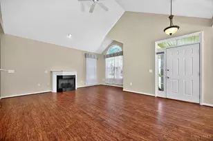 2403 Traverse Creek Dr, Miami Township, OH 45150 - Photo 4